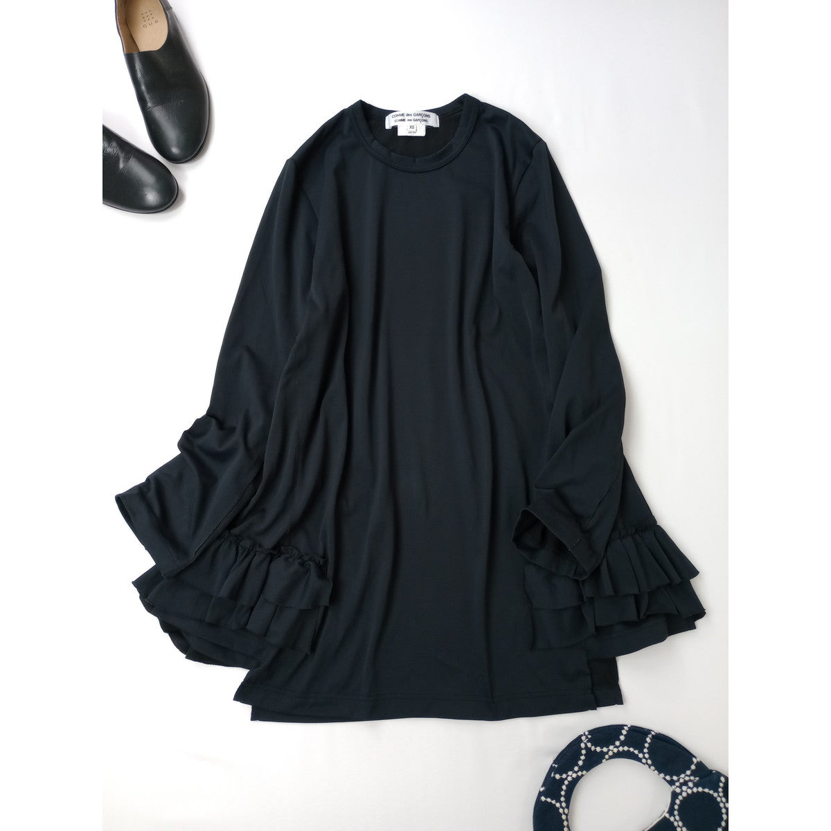 COMME des GARCONS COMME des GARCONS コムデギャルソン コムコム フリルデザイン クルーネック 長袖Ｔシャツ カットソートップス 黒 ブラック 【中古】