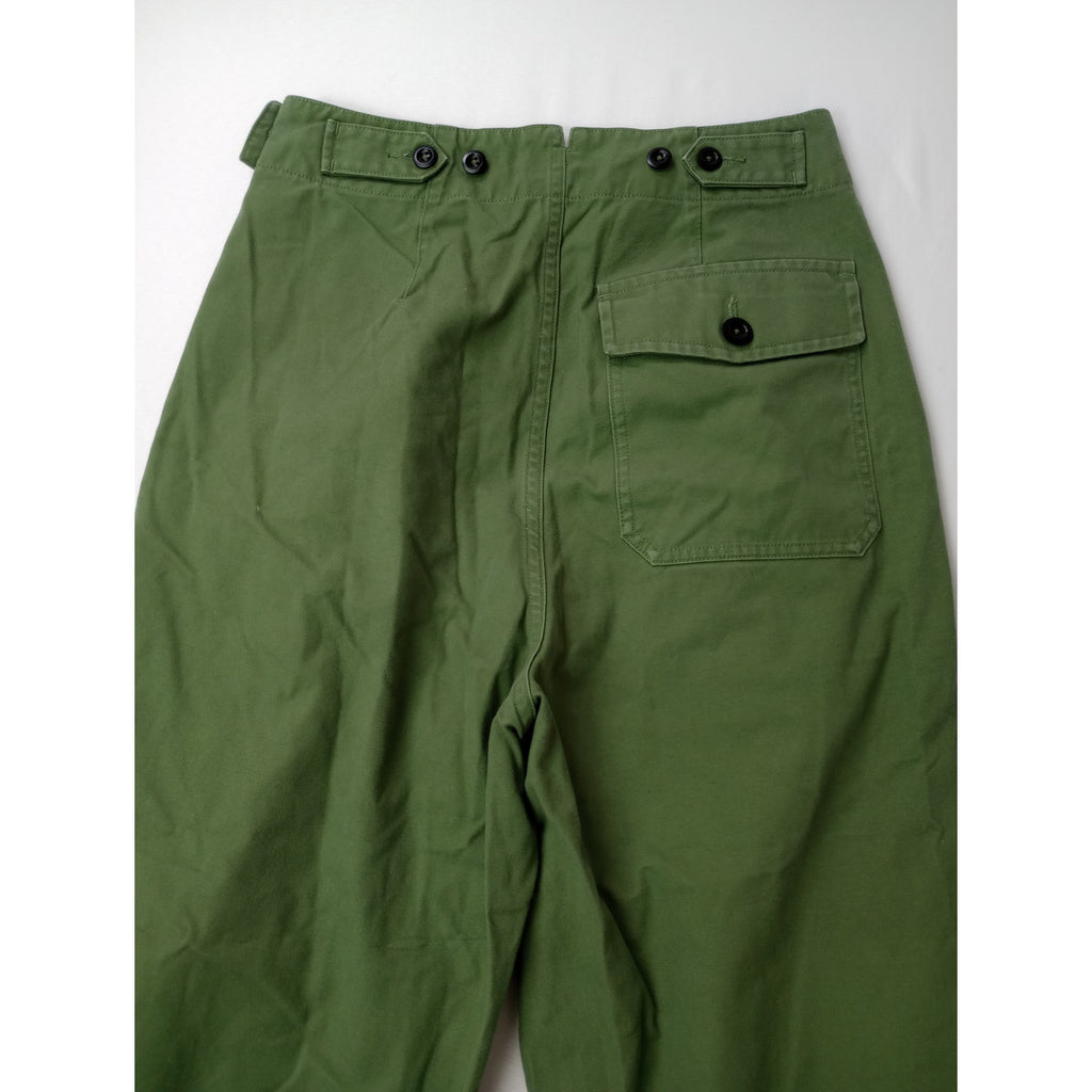 MHL. エムエイチエル マーガレットハウエル  DRY NATURAL COTTON CANVAS TROUSERS カーキ パンツ 1【中古】