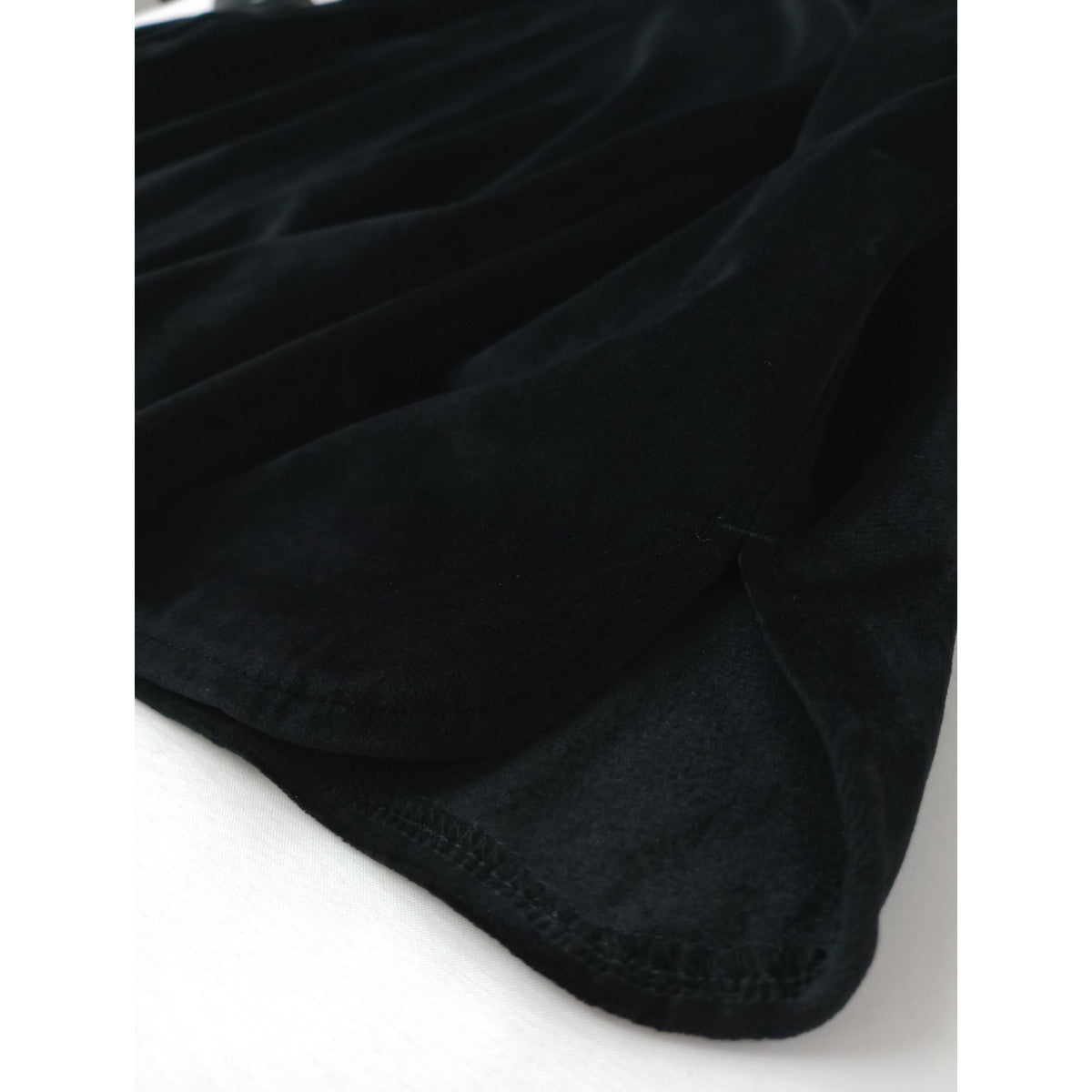 UNIVERSAL TISSU  ユニバーサルティッシュ ベロア スタンドネック プルオーバー トップス 黒 ブラック (2M＋0111)【中古】