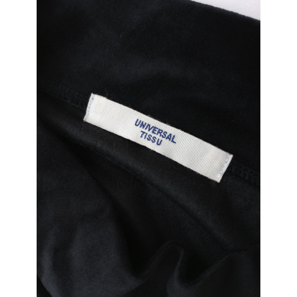 UNIVERSAL TISSU  ユニバーサルティッシュ ベロア スタンドネック プルオーバー トップス 黒 ブラック (2M＋0111)【中古】