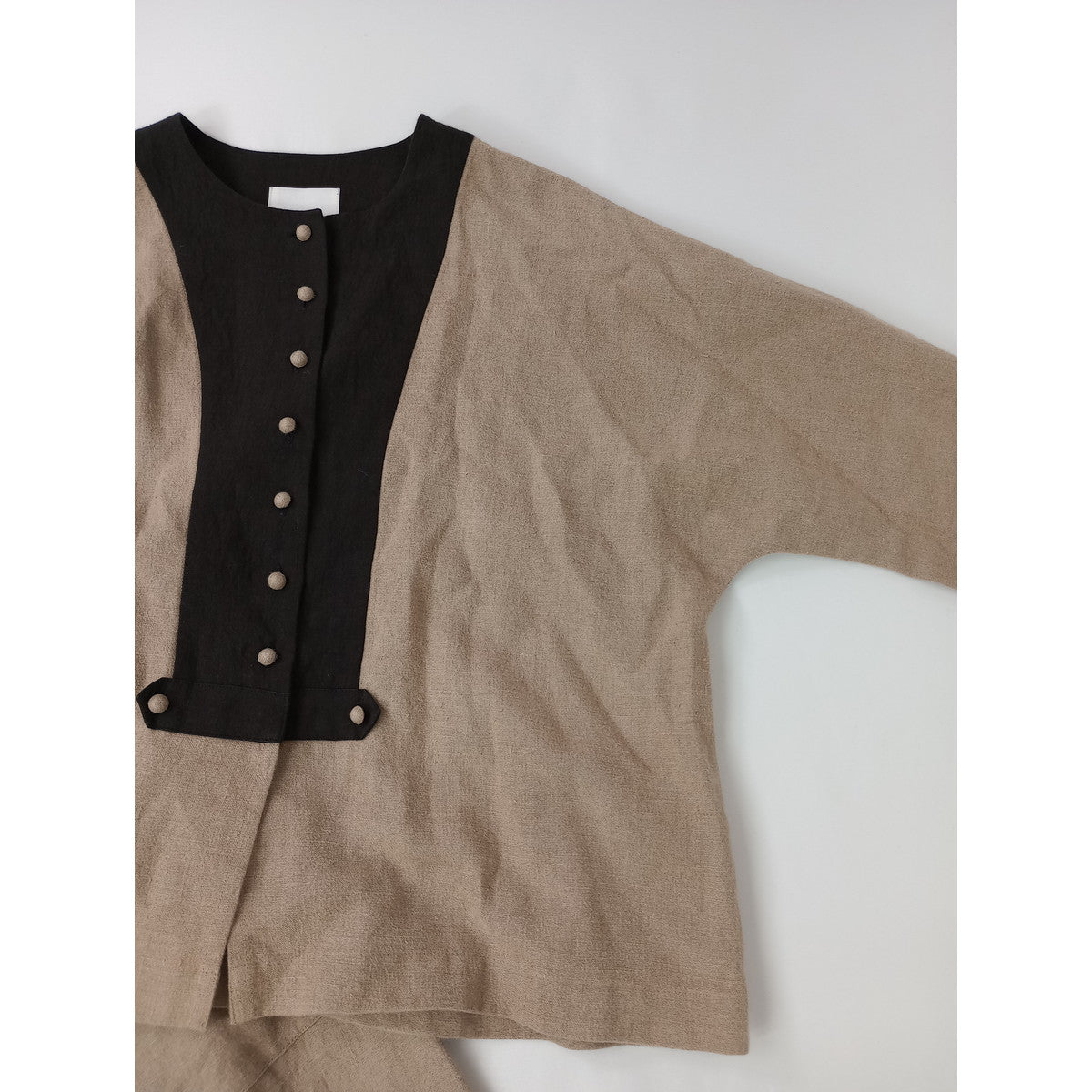 MAGALI マガリ リネン 麻 100％ ノーカラー ブラウス  ロングスカート  ベージュ 黒 ブラック 【中古】