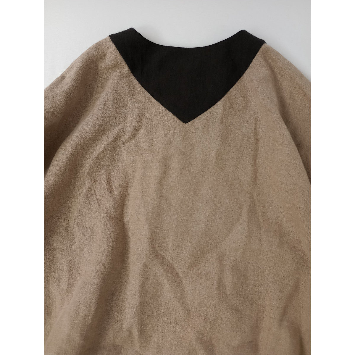 MAGALI マガリ リネン 麻 100％ ノーカラー ブラウス  ロングスカート  ベージュ 黒 ブラック 【中古】