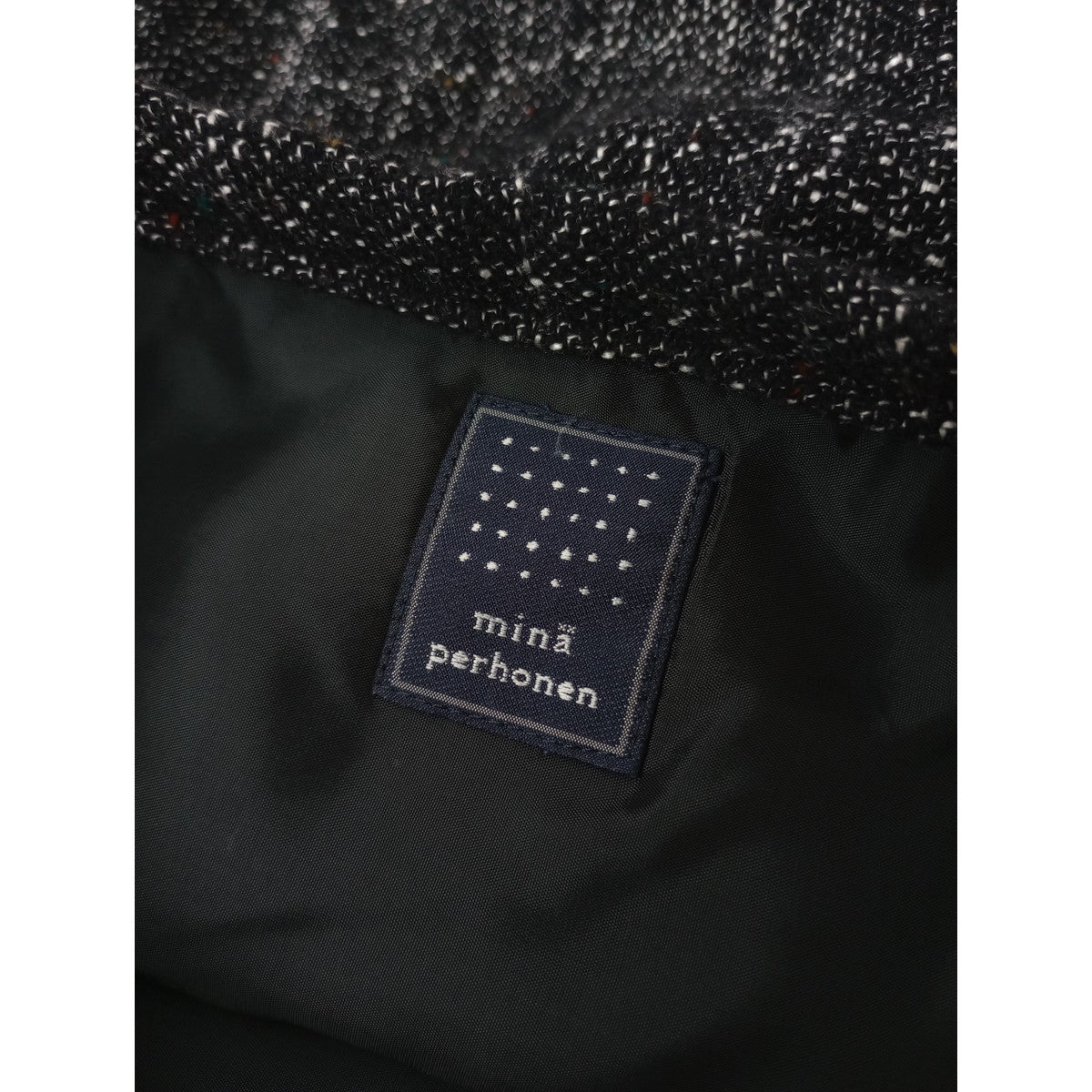 mina perhonen ミナペルホネン  forest girl フォレストガール 花柄 刺繍 ツイード フレア ひざ丈 スカート 黒 ブラック 【中古】