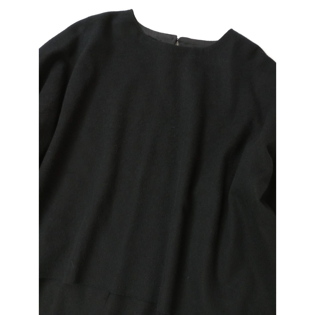 emic:etic エミックエティック カシミヤ ウール アシンメトリー プルオーバー トップス  黒 ブラック 【中古】
