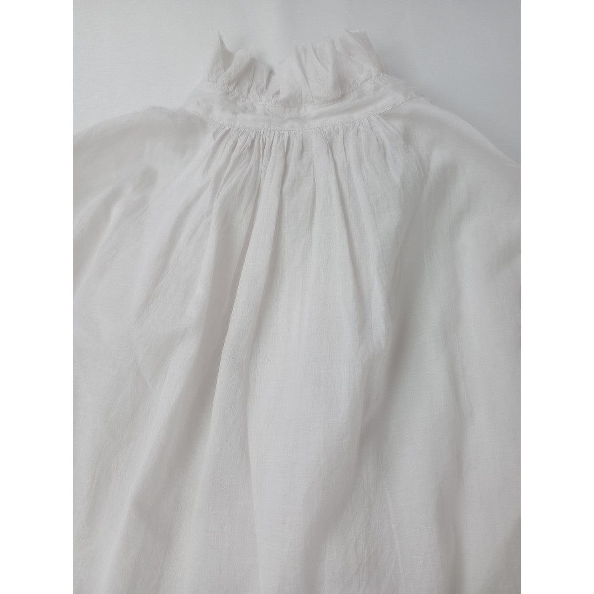 TOUJOURS トゥジュー シルク コットン ラッフル バンドカラー シャツ フリル ブラウス 長袖 白 【中古】