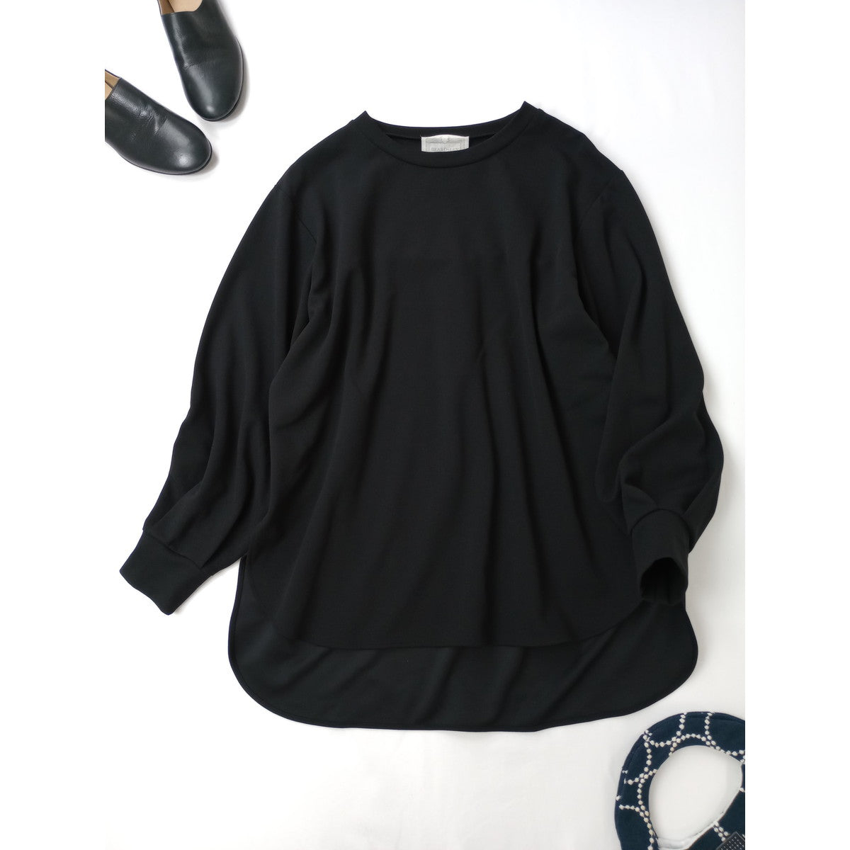 BEARDSLEY ビアズリー  Tブラウス ポリエステル ストレッチ 長袖 カットソー トップス  黒 ブラック  【中古】