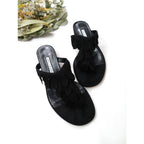 新品 MANOLO BLAHNIK マノロブラニク Black Suede Strappy Sandals 黒 ブラック  スエード サンダル  靴  371/2 (14M＋3153)