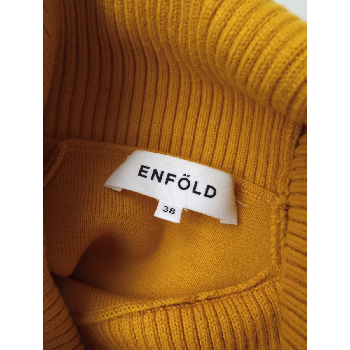 ENFOLD エンフォルド タートルネック プルオーバー リブニット トップス  イエロー 38 (5M＋2683) 【中古】
