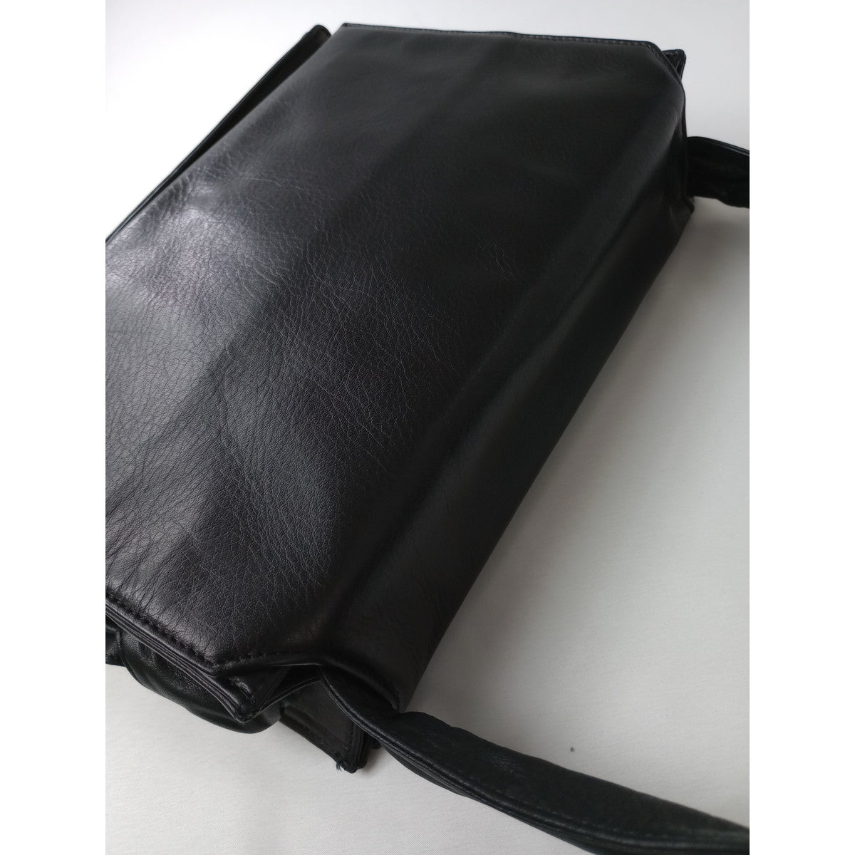discord Yohji Yamamoto ディスコード ヨウジヤマモト レザー ショルダーバッグ 黒 ブラック 【中古】
