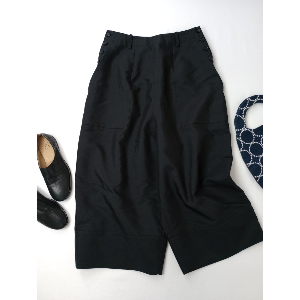 TENNE HANDCRAFTED MODERN テン ハンドクラフテッド モダン コットン 綿 混 サイドボタン キュロット パンツ 黒 ブラック 【中古】