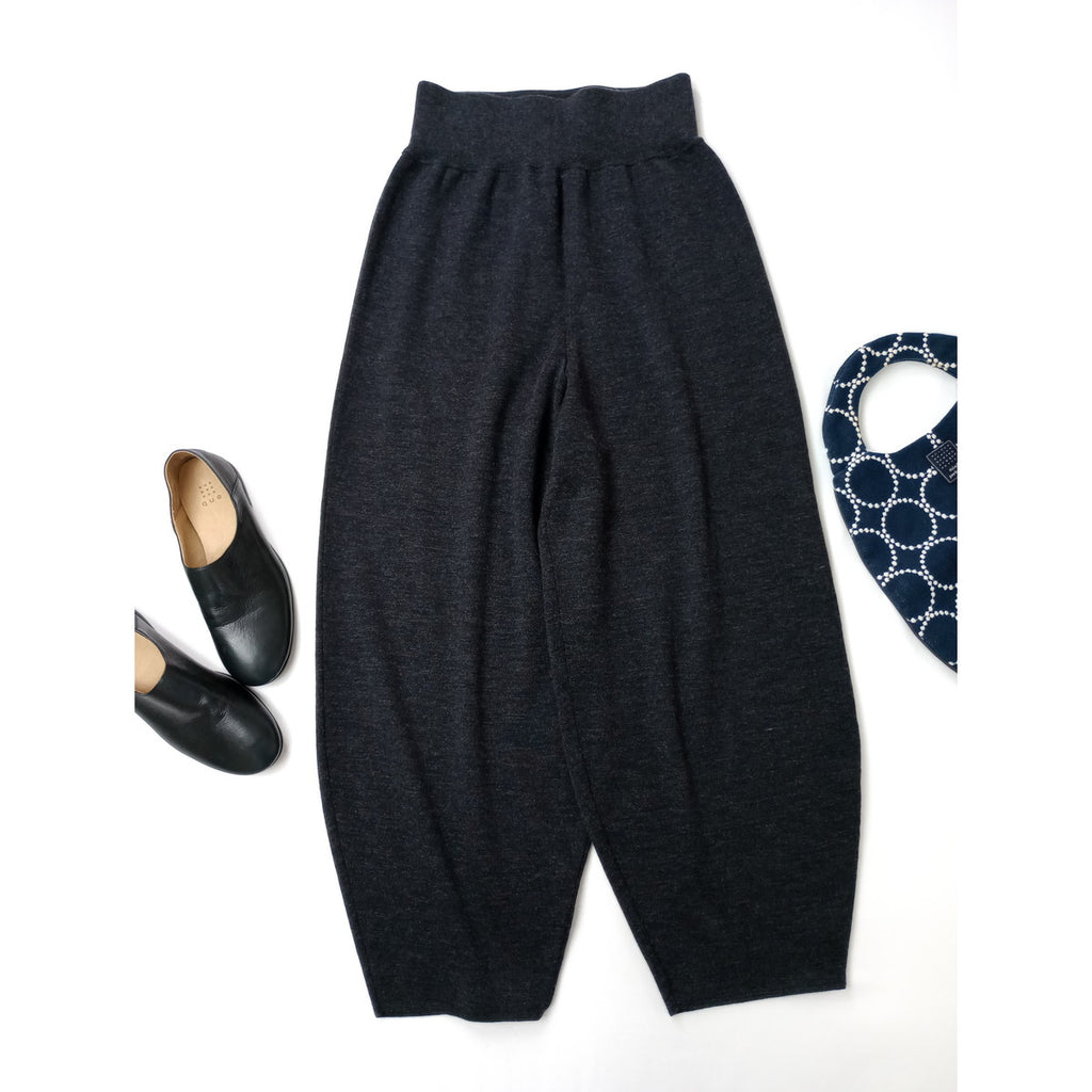 STUDIO NICHOLSON スタジオ ニコルソン MOURA KNIT PANTS ニットパンツ メリノウール カシミヤ シルク  ダークグレー  0  (8M＋2667)【 中古】