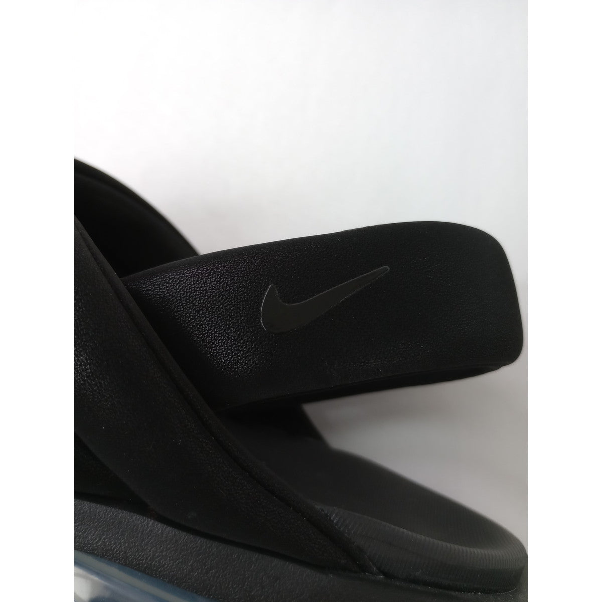 NIKE ナイキ エアマックスアイラサンダル 靴 黒 ブラック  24 【中古】
