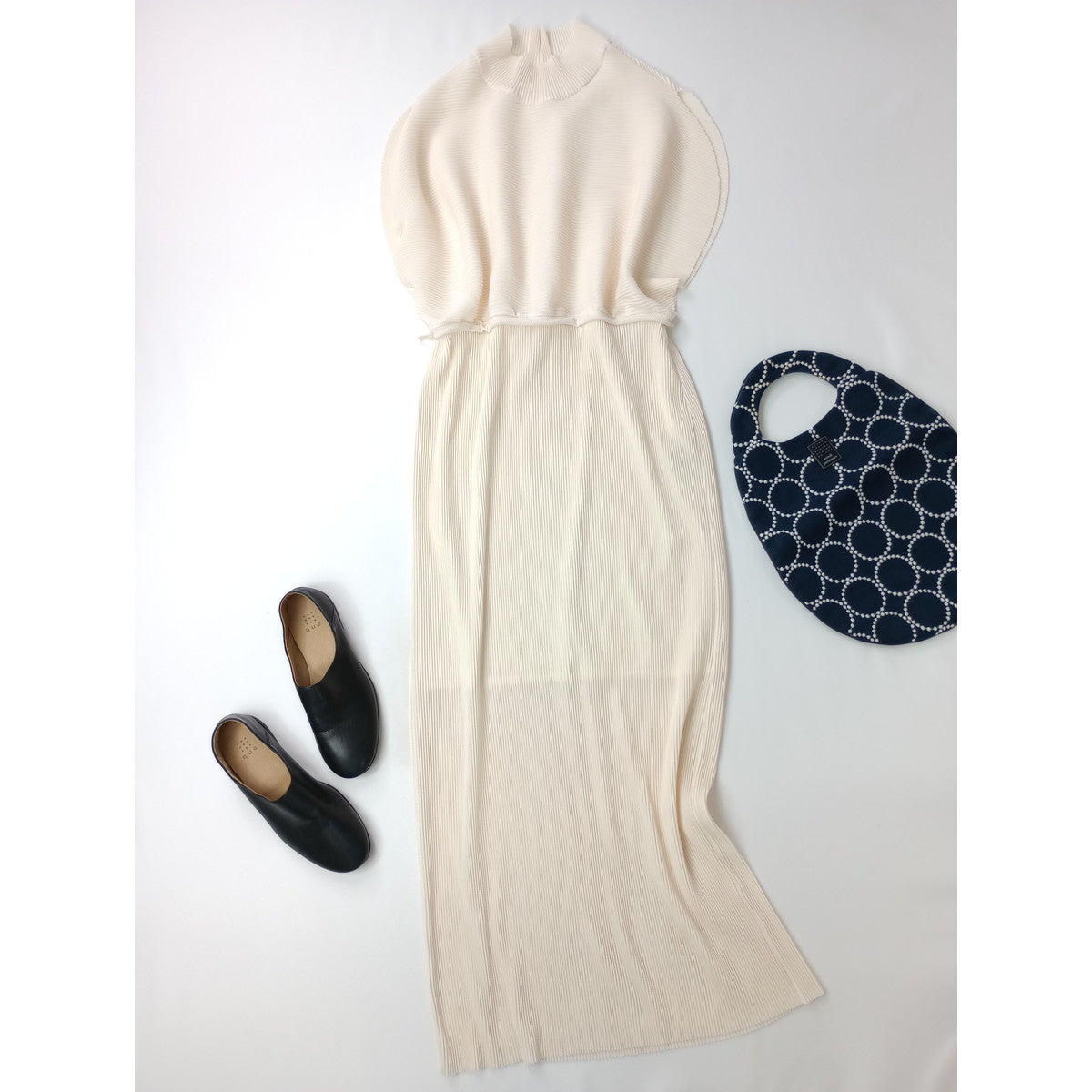 Jens イェンス Waffle pleats Dress ワッフル プリーツ ロングワンピース ドレス アイボリー  2【中古】