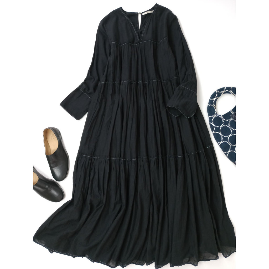 〈染〉 ne Quittez pas ヌキテパ Cotton Voile Tiered Dressコットンボイルティアードマキシドレス ワンピース 黒 ブラック S 【中古】