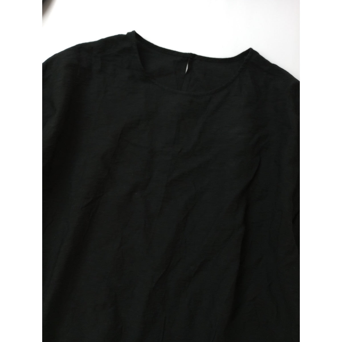 KURASHI & Trips PUBLISHING クラシ&トリップスパブリッシング 北欧暮らしの道具店  涼しさも、品のよさも　きれい色のＴシャツブラウス トップス  黒 ブラック 【中古】