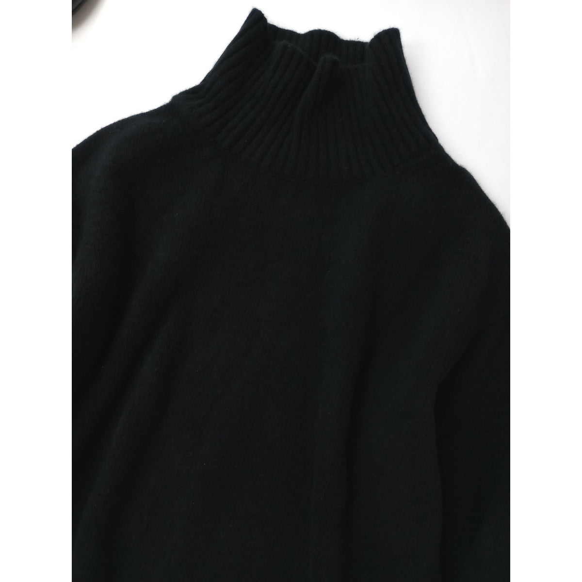 IHATOV  イーハトーブ  Wool cashemere stand neck sweater  ウール カシミヤ ニット セーター 長袖 トップス  黒 ブラック (10M＋1498)  【中古】
