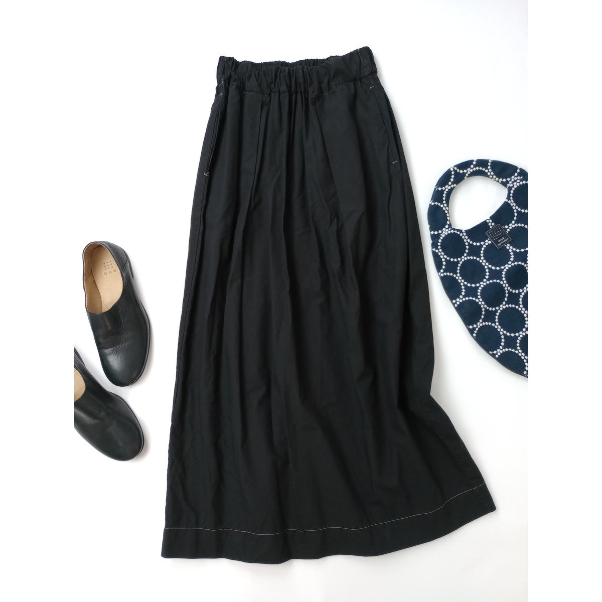 〈染〉  humoresque ユーモレスク  tight skirt タイトスカート 黒 ブラック  【中古】