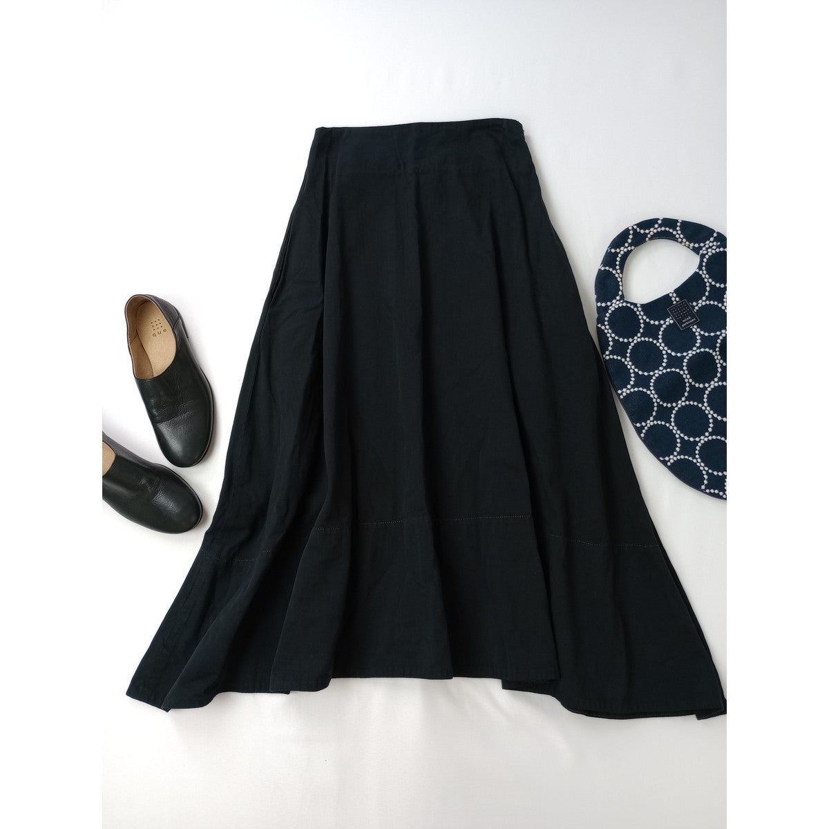 〈染〉 MADISON BLUE マディソンブルー  MI-MOLLET FLARE SKIRT デニム ミモレ フレア スカート 黒 ブラック 00 XS