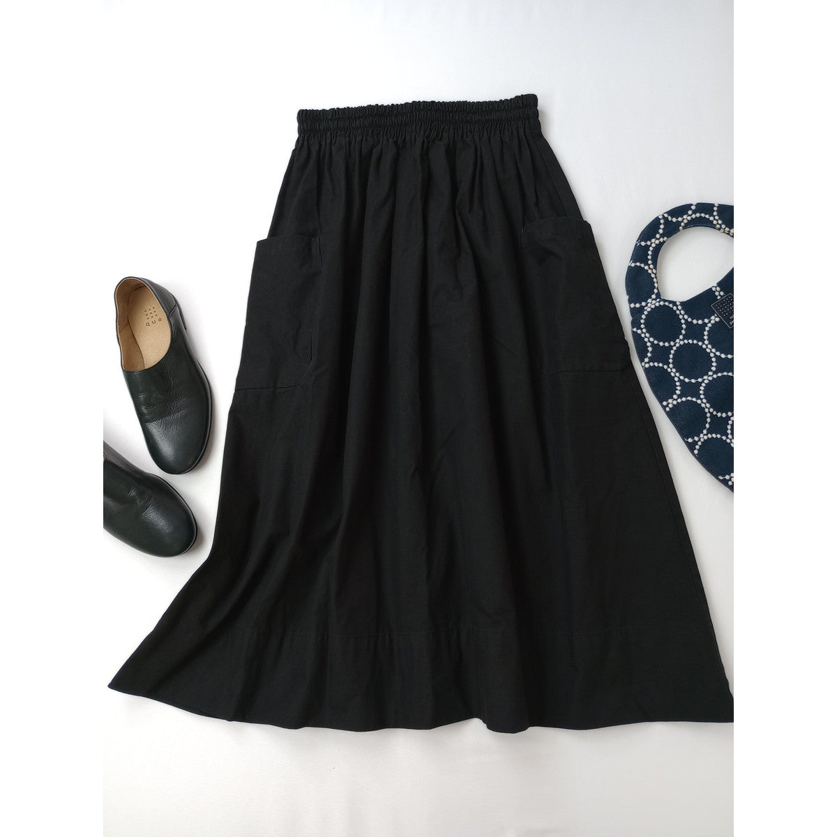 〈染〉atelier naruse  アトリエナルセ cotton patch pocket skirt コットン パッチ ポケット スカート  黒 ブラック  【中古】