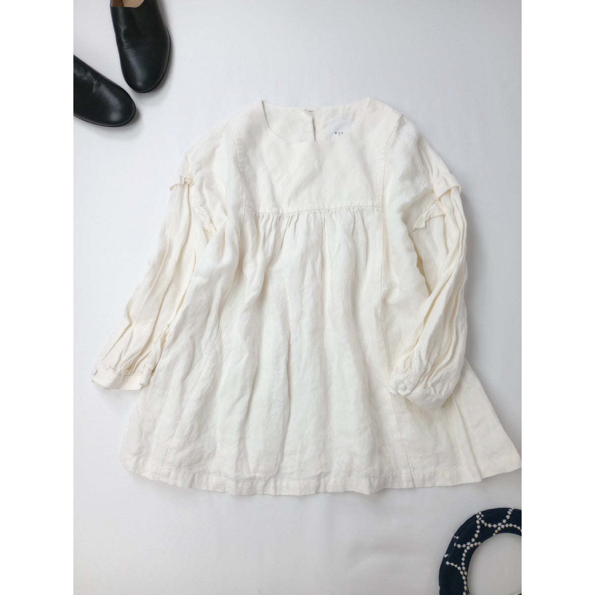 MAGALI マガリ リネン 麻 100％ ブラウス 長袖 シャツ トップス 生成り 【中古】