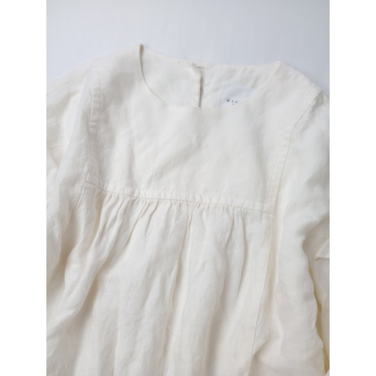 MAGALI マガリ リネン 麻 100％ ブラウス 長袖 シャツ トップス 生成り 【中古】