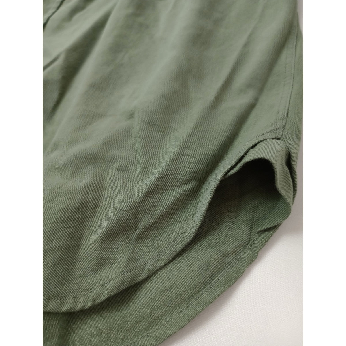 25SS MARGARET HOWELL マーガレットハウエル COTTON TWILL SHIRTING コットン 綿 100％ シャツ カーキ メンズ 【中古】