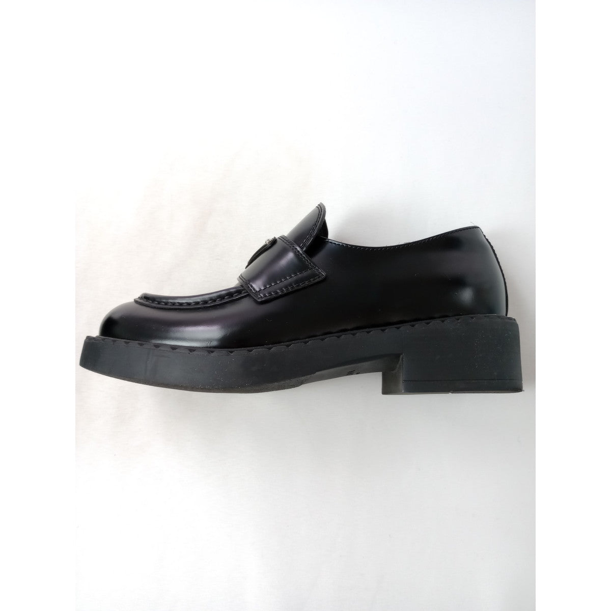 PRADA プラダ チョコレート ブラッシュドレザー ローファー 黒 ブラック 37  【中古】