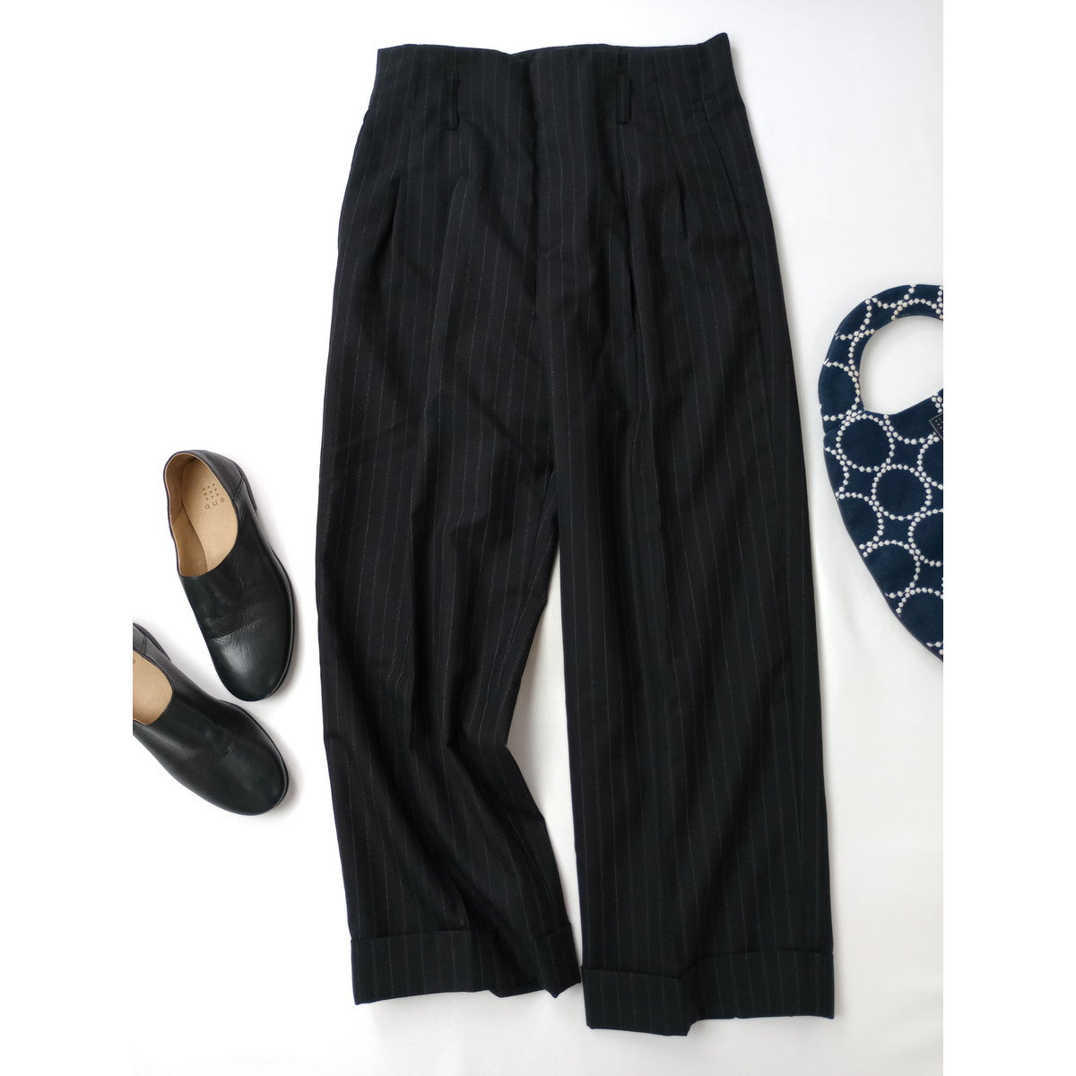 MARGARET HOWELL × FOX BROTHERS マーガレットハウエル   ストライプ  ウール  毛 100％ トラウザー パンツ 黒 ブラック 2 【中古】