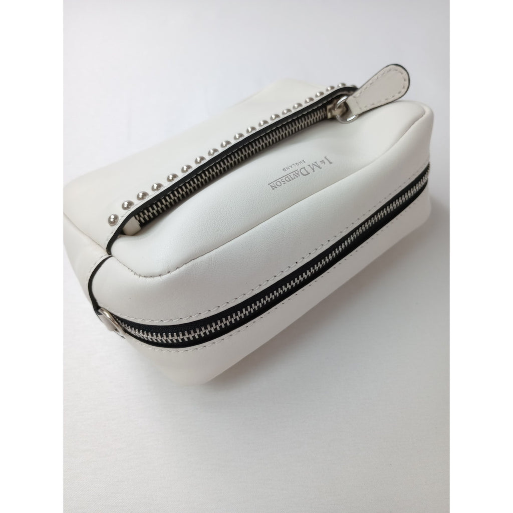 J&MDAVIDSON ジェイアンドエムデヴィッドソン LIPSTICK POUCH WITH STUDS リップスティック ポーチ ウィズ スタッズ ショルダーバッグ 白  【中古】