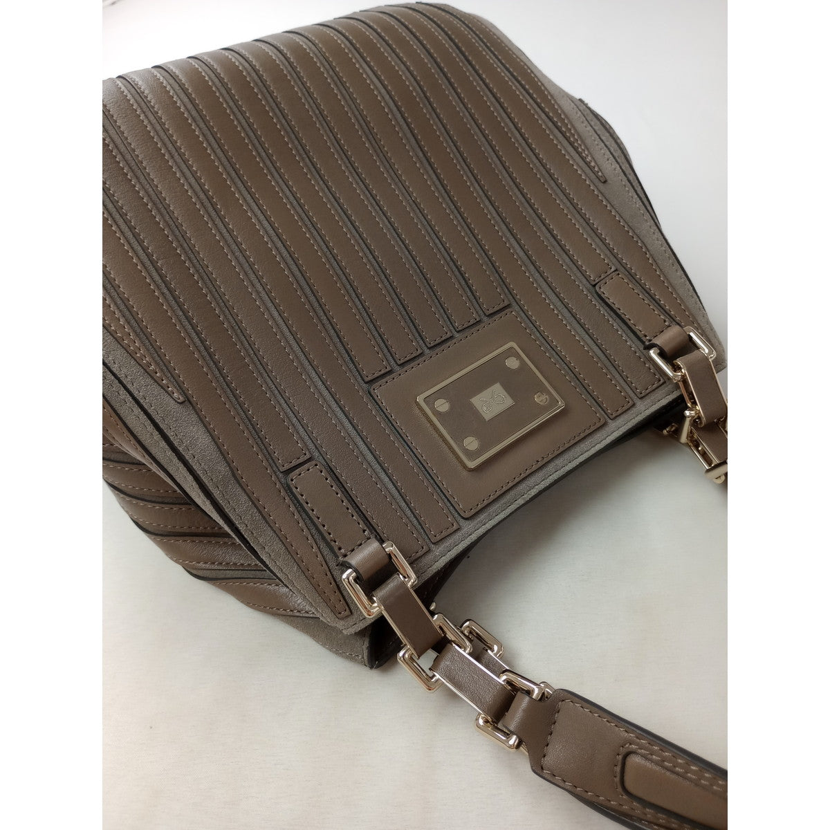 ANYA HINDMARCH アニヤハインドマーチ BELVEDERE SMALL ベルヴェデーレ 2WAY ショルダーバッグ グレージュ ベージュ 【中古】