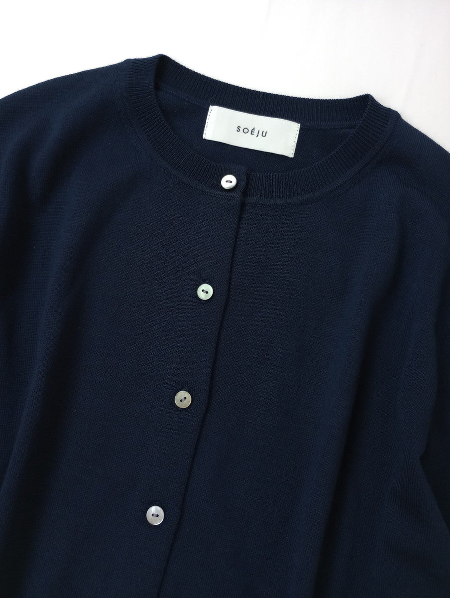 SOEJU ソージュ ウールハイゲージカーディガン  ネイビー 【中古】