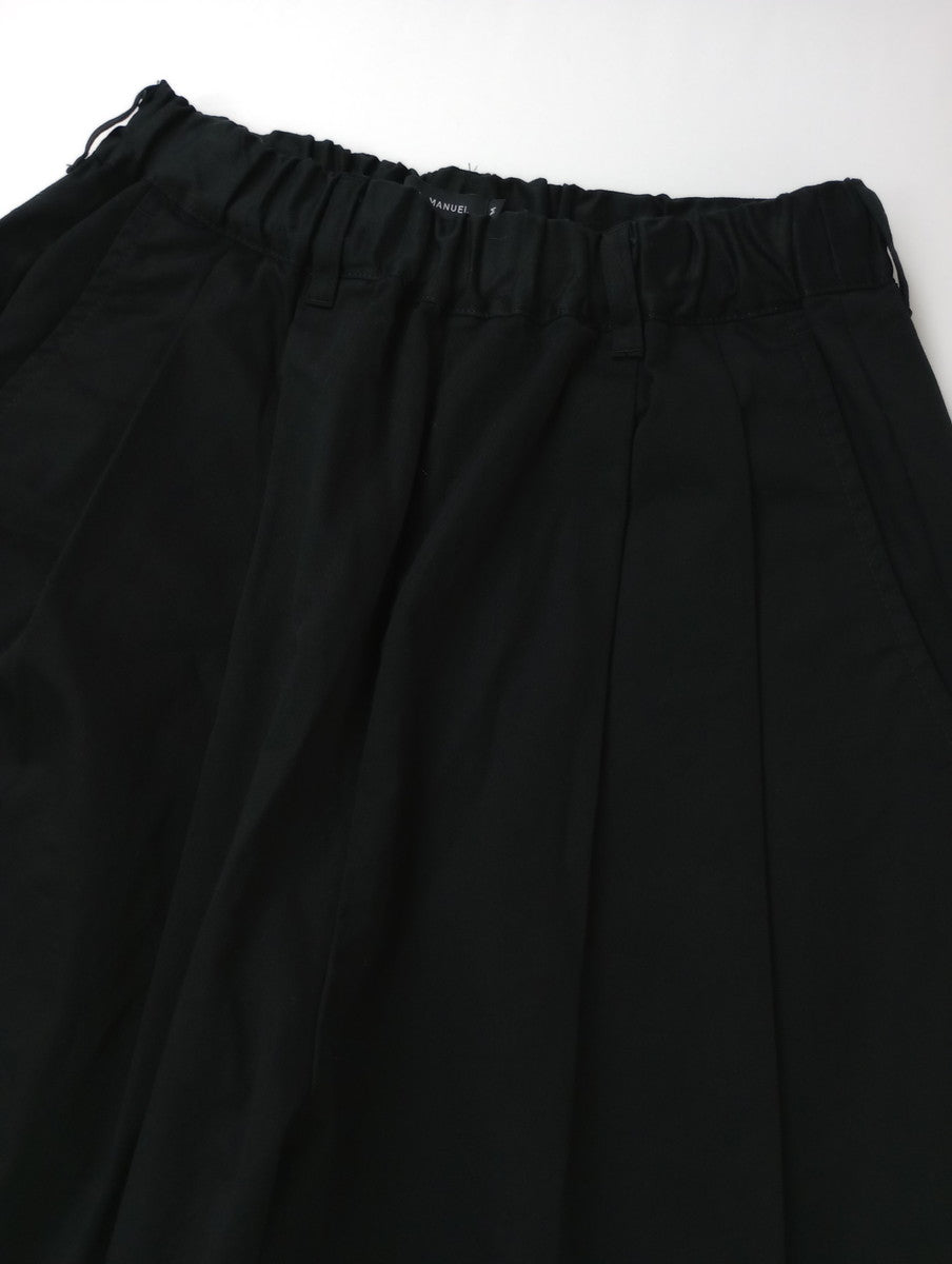 TRAVAIL MANUELトラヴァイユマニュアル コンパクトチノ 2タックワイドPTS パンツ 黒 ブラック  M 【中古】