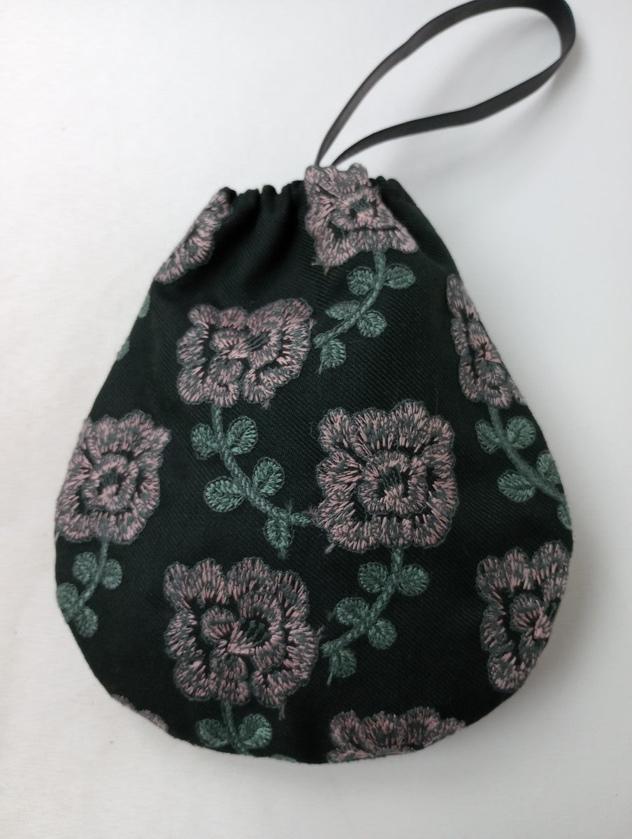 mina perhonen   ミナペルホネン  yula drop bag  巾着  バッグ 【中古】