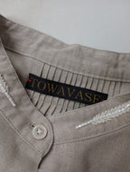 TOWAVASE トワヴァーズ リネン 麻 100％ プルオーバー 長袖 シャツブラウス ピンタック 生成り 【中古】