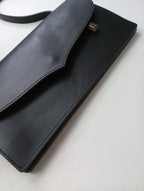 R&D.M.Co- オールドマンズテーラー ウォレット レザー ショルダーバッグ 財布 黒 ブラック 【中古】