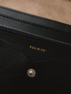 R&D.M.Co- オールドマンズテーラー ウォレット レザー ショルダーバッグ 財布 黒 ブラック 【中古】