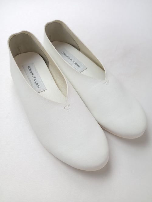 新品 opposite of vulgarity オポジットオブブルガリティ Anise -WHITE- レザー スリッポン 靴 24.5  白 【中古】