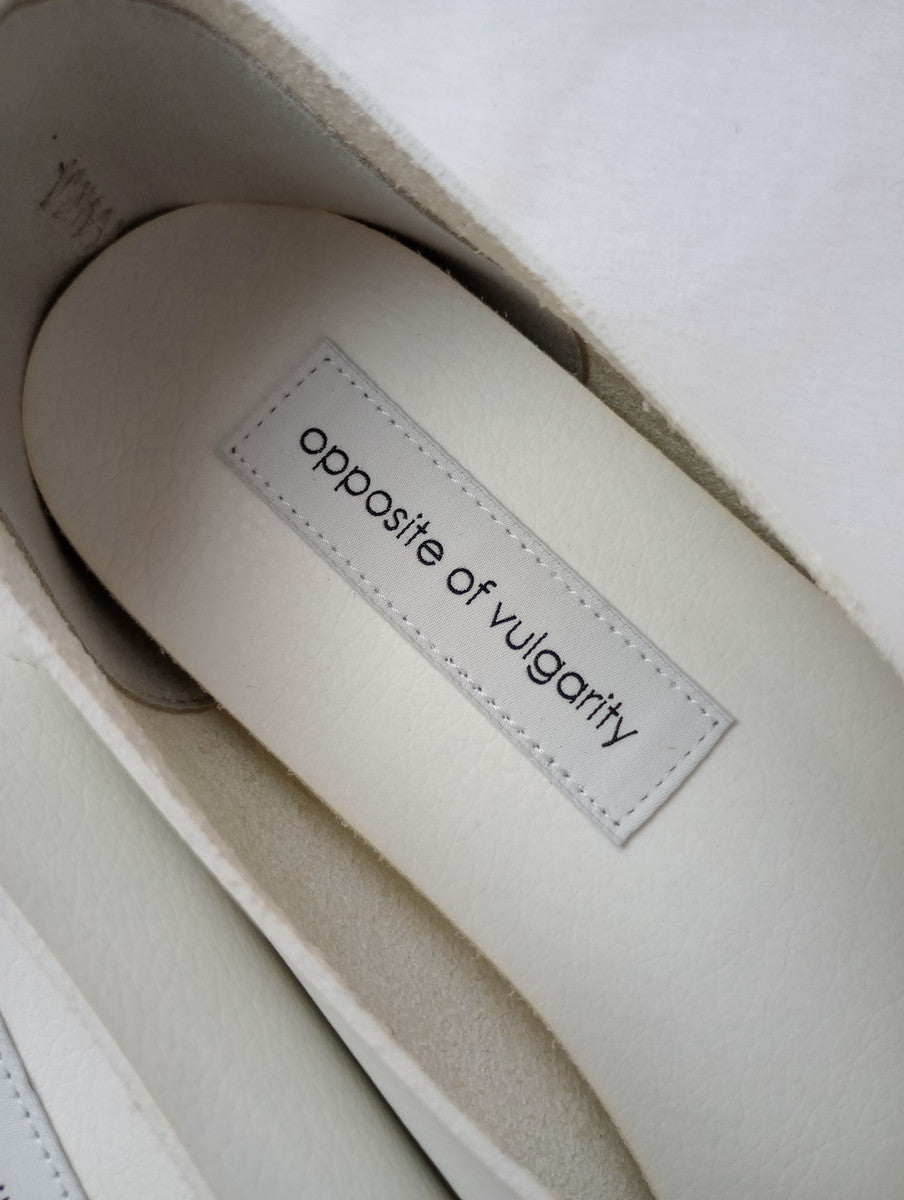 新品 opposite of vulgarity オポジットオブブルガリティ Anise -WHITE- レザー スリッポン 靴 24.5  白 【中古】