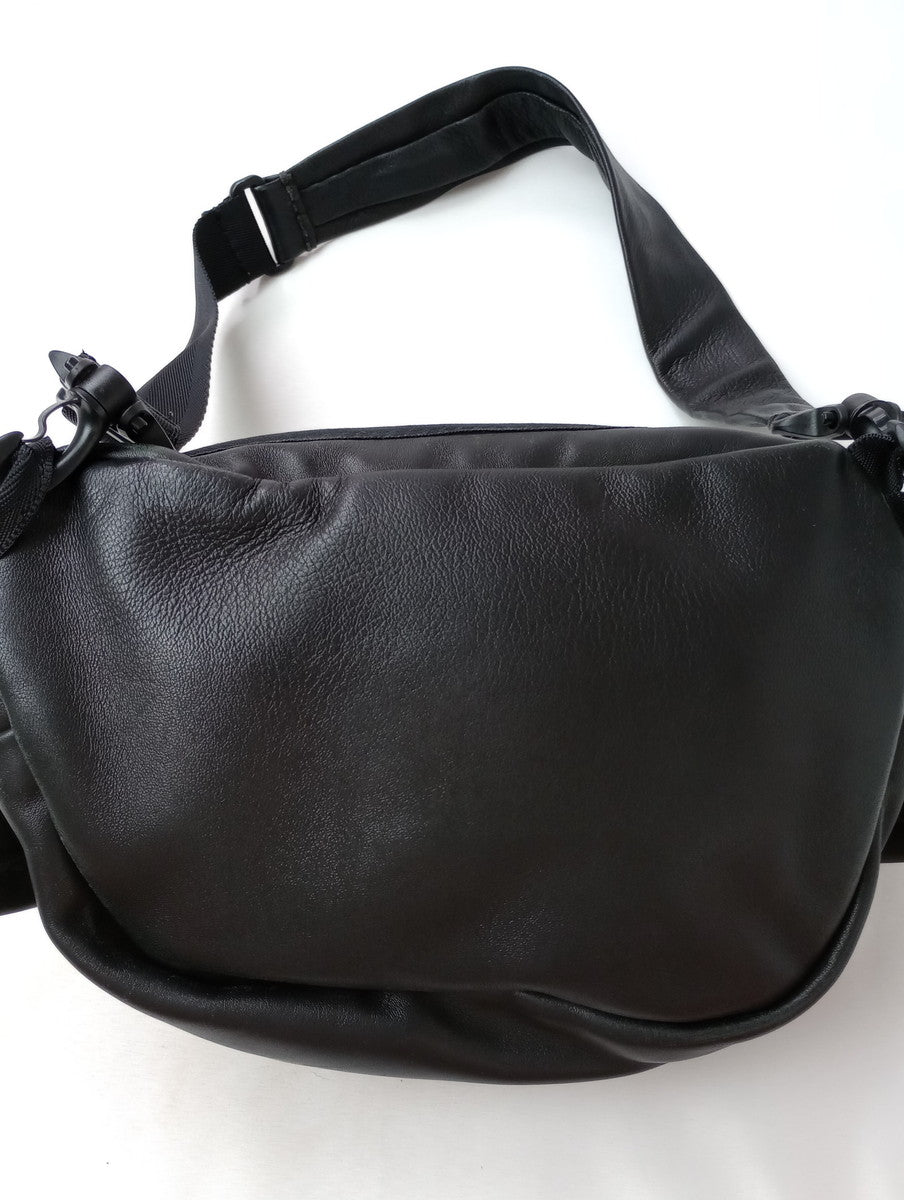 ebagos エバゴス フクロウ シェニール織り ショルダーバッグ 黒 ブラック【中古】