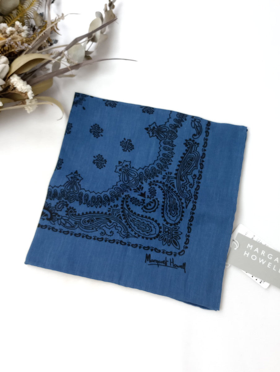 新品 MARGARET HOWELL マーガレットハウエル PAISLEY PRINT SCARF ペイズリー柄 スカーフ リネン ネイビー