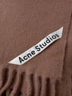 Acne Studios アクネストゥディオズ ウール 毛 100％ イタリア製 CANADA NEW フリンジ 大判 ストール マフラー  ベージュ 【中古】