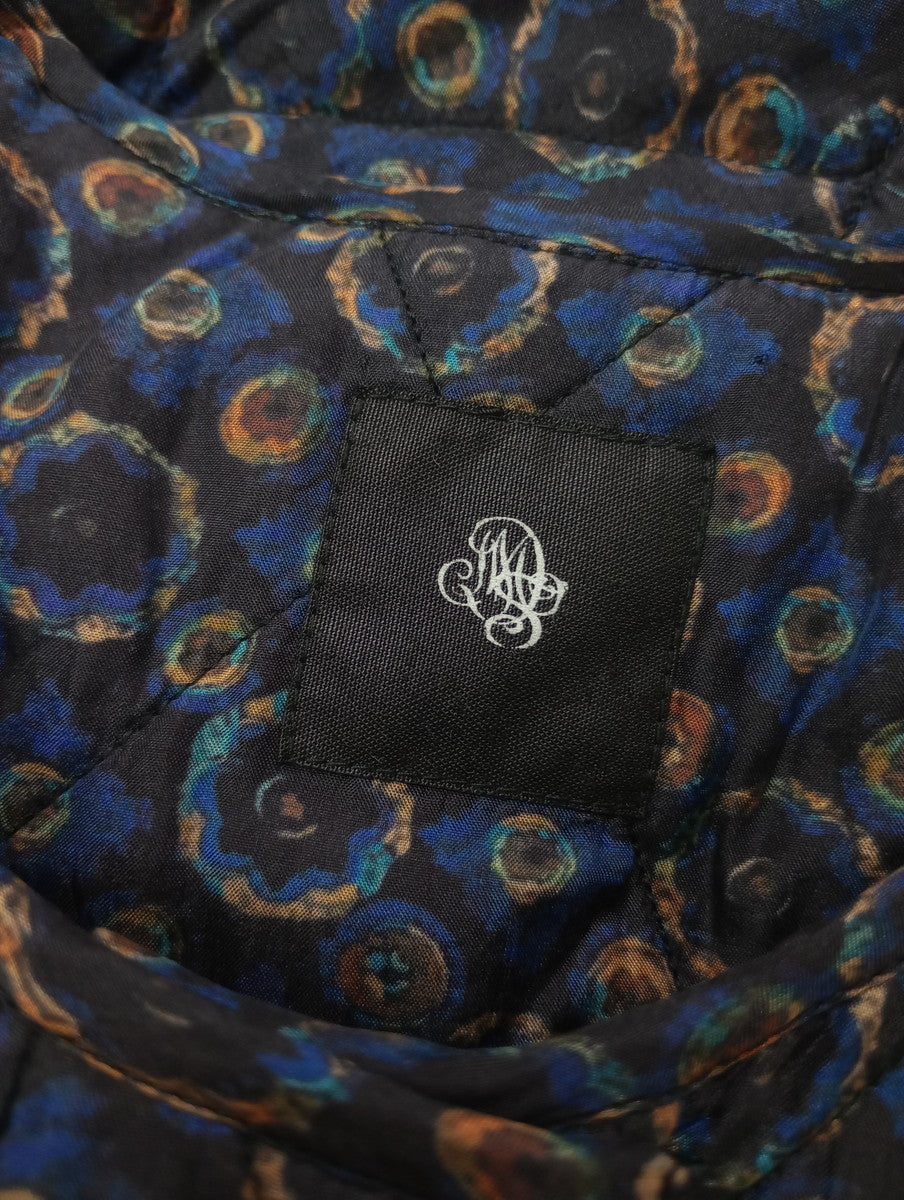 maison de soil メゾンドソイル PADDED SILK PRINT C-NECK FRONT BUTTON COAT シルク100％  総柄 キルティング ロング コート アウター  ブルー 黒 ブラック 【中古】