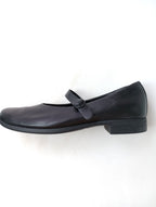 TRAVEL SHOES by chausser トラベルシューズバイショセ  ワンストラップ シューズ  パンプス  靴 黒 ブラック  39 【中古】