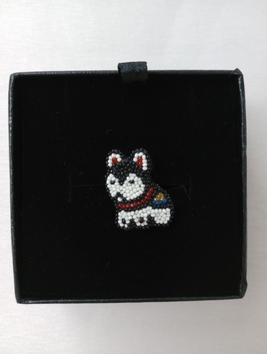 Moko Kobayashi 小林モー子 犬張子PIN イヌハリコ ピン ブローチ 黒 ブラック 白  【中古】