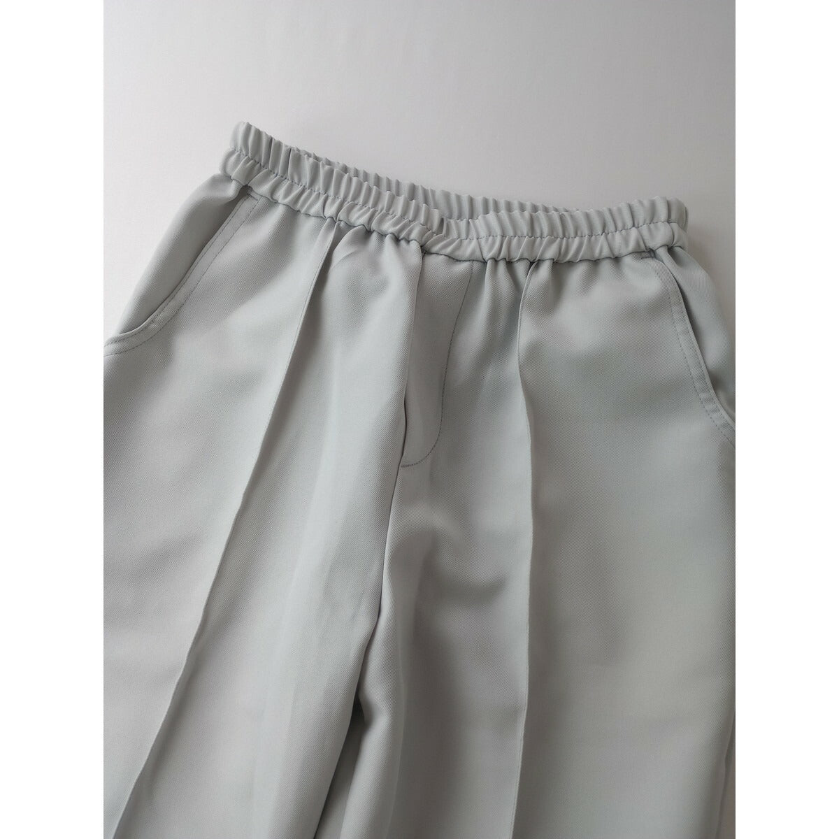 kha:ki カーキ STP SHOE CUT PIN-TUCK PANTS ドライ ストレッチ ツイル シューカット ピンタック パンツ 1 ライトブルー【中古】