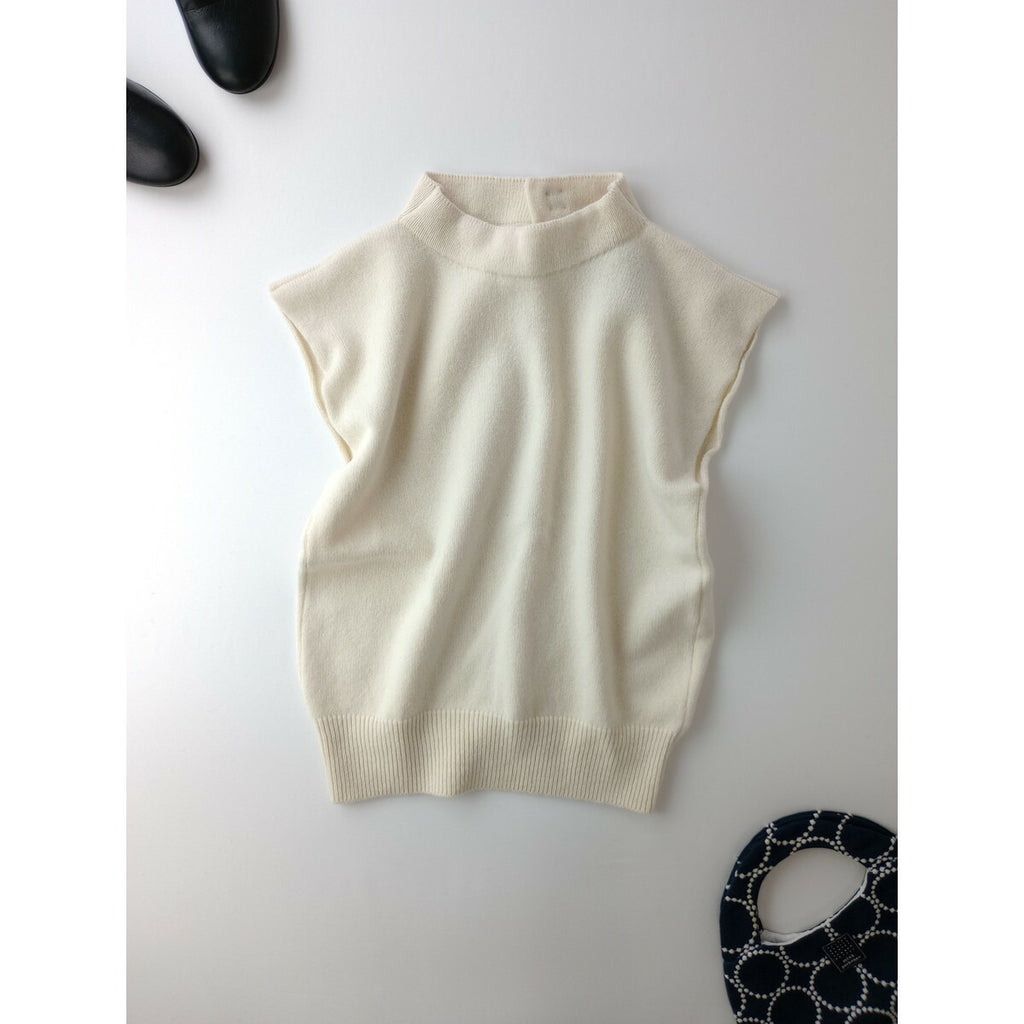 24AW NATIVE VILLAGE ネイティブ ヴィレッジ Open back vest オープンバック ウール100％ ニット ベスト オフホワイト F (11M＋0034)【中古】