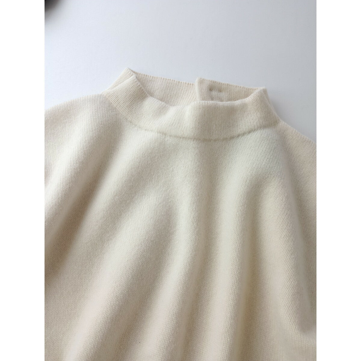 24AW NATIVE VILLAGE ネイティブ ヴィレッジ Open back vest オープンバック ウール100％ ニット ベスト オフホワイト F (11M＋0034)【中古】