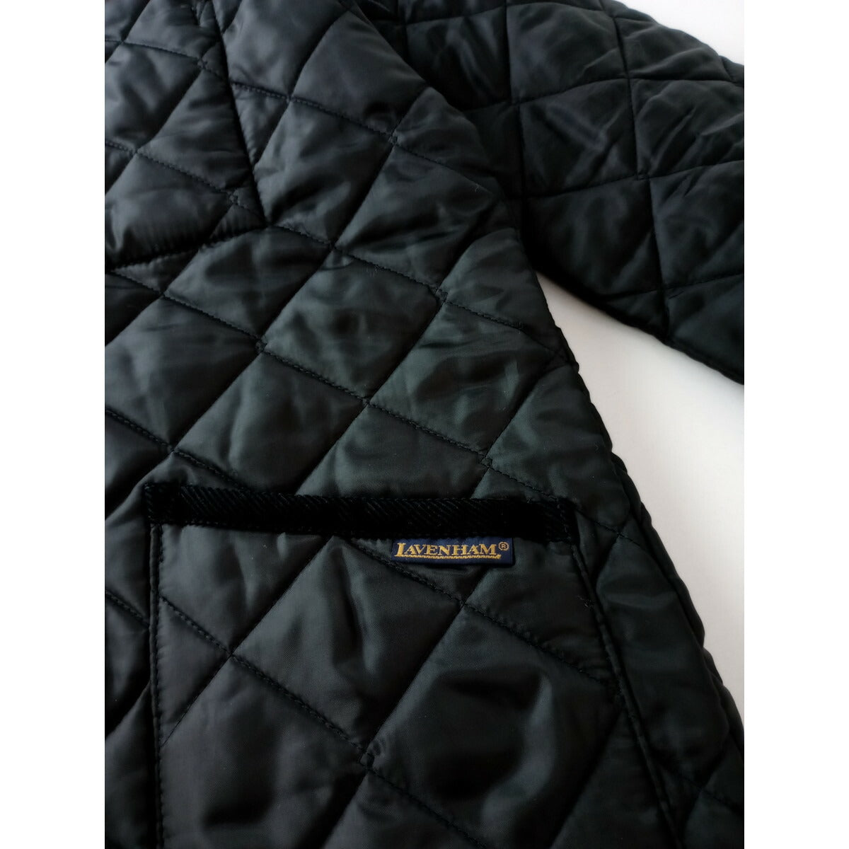 LAVENHAM ラベンハム キルティング 柄 フード ジャケット 黒 ブラック 36 (4M＋2655)【中古】