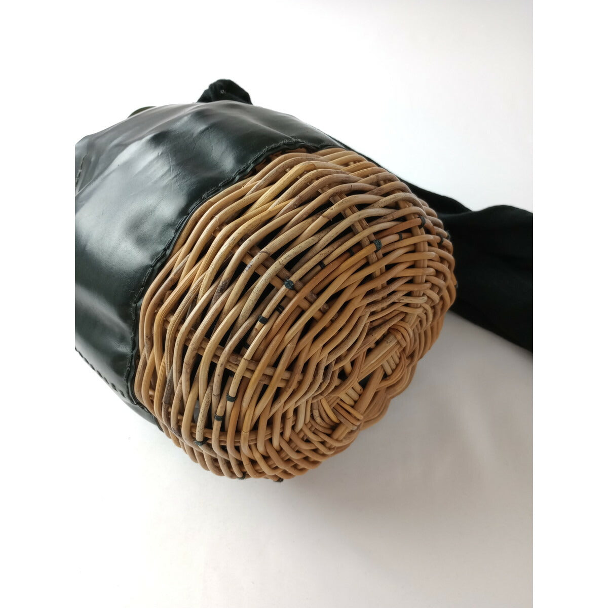 エバゴス ebagos no36 レザー かご 藤 ショルダーバッグ【中古】