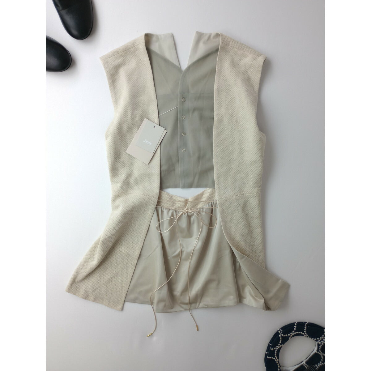 新品 Jens イェンス SHEER VEST DR 149 シアー ベスト 2 カーキ アイボリー